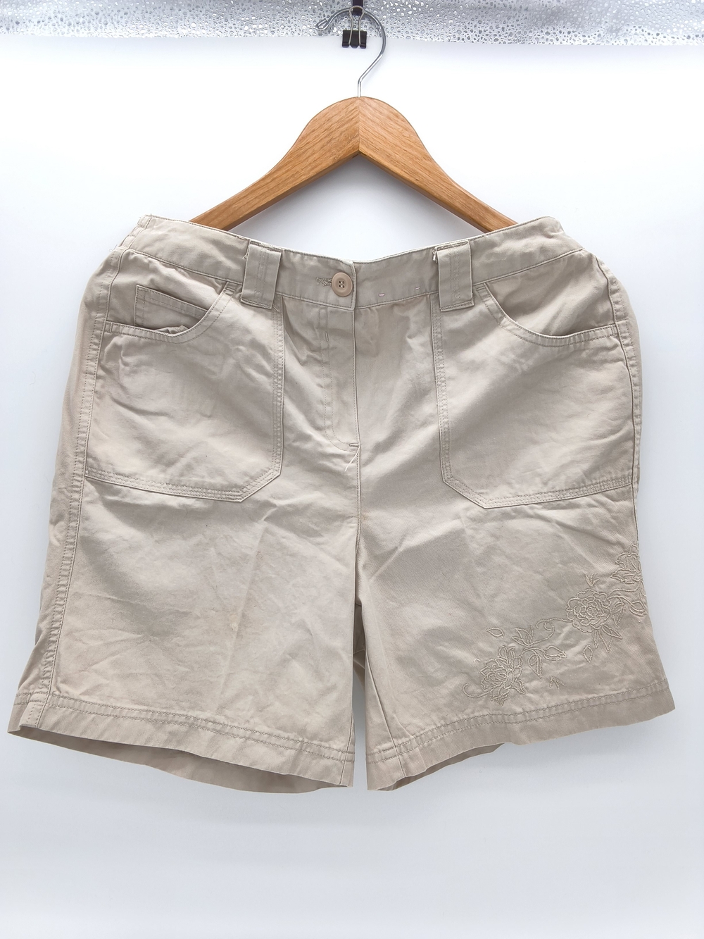 Women's Khaki Cargo Shorts Mid Rise Light Khaki